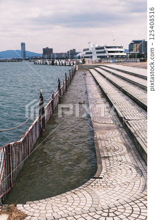 [Nagisa Park] Beautiful scenery on the shores of Lake Biwa 125408516