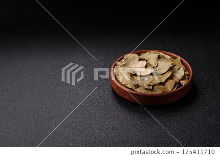 Dried bay leaves, spice, seasoning for cooking at home 125411710