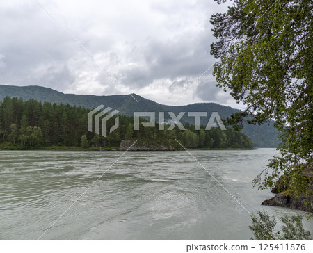 Waves, spray and foam, river Katun in Altai mountains. Siberia, Russia 125411876