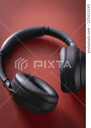 black headphones music hobby fun black headphones music hobby fun 125415245