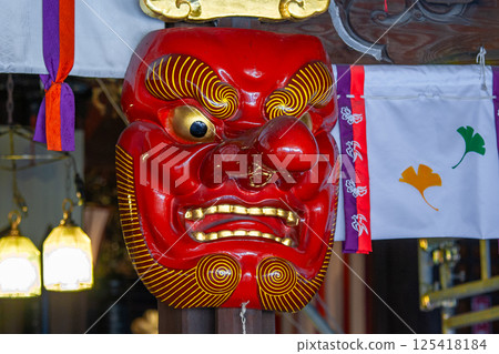 Kushida Shrine 125418184