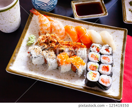 Delicious Japanese various sushi salmon maki and nigiri 125419350