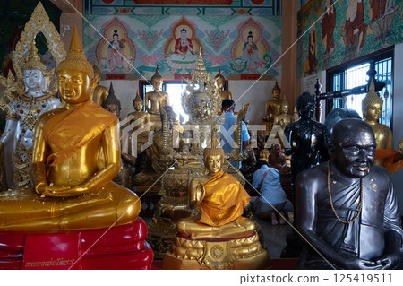 March 23, 2025,Visit to Wat Hong Tong March 16, 2025, Chachoengsao, Thailand, showcasing a diverse collection of Buddha statues March 23, 2025,Visit to Wat Hong Tong March 16, 2025, Chachoengsao, Thailand, showcasing a diverse collection of Buddha statues 125419511