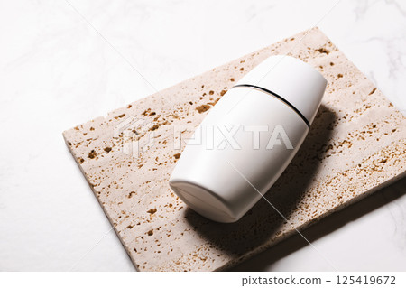 防曬霜夏季護膚圖 防曬霜夏季護膚圖 125419672