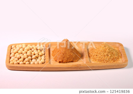 Soybeans, Miso and Miso Powder Soybeans, Miso and Miso Powder 125419836