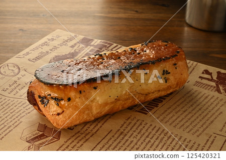 Sweet potato and red bean paste kouign amann 125420321
