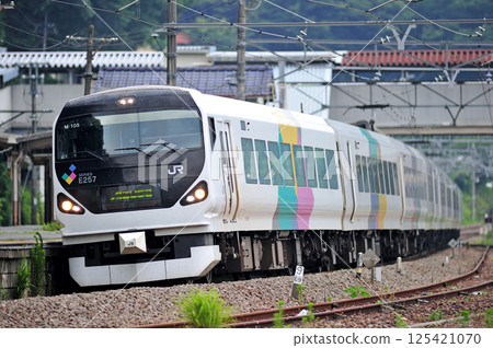 Chuo Line Uenohara JR East E257 series M-105 formation (Matsumoto) Azusa Kaiji Chuo Line Uenohara JR East E257 series M-105 formation (Matsumoto) Azusa Kaiji 125421070