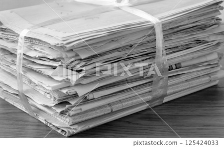 廢紙報紙回收 125424033