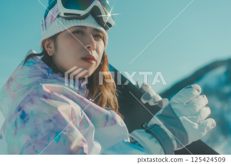 snowboarder, snowboard, snowboarding 125424509