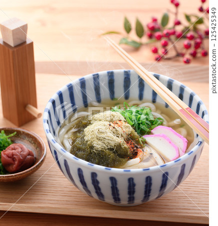 Tororo Udon (Tororo Konbu Udon) Tororo Udon (Tororo Konbu Udon) 125425349