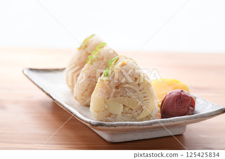 Bamboo shoot rice balls Bamboo shoot rice balls 125425834