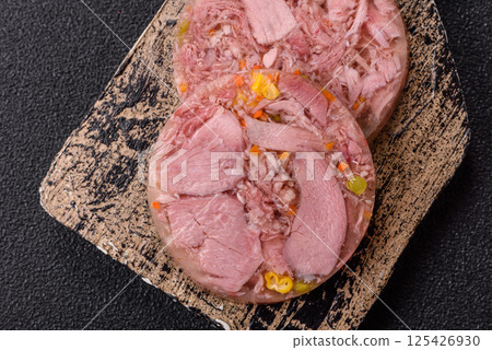 Homemade brawn with salt, spices, herbs and vegetables 125426930