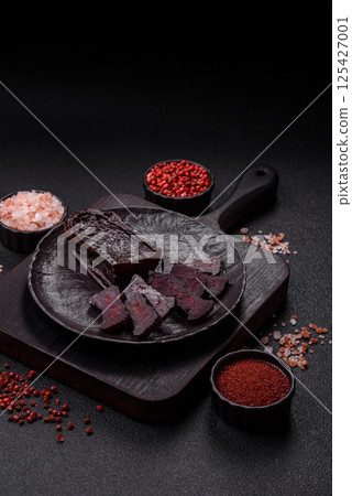 Horse meat sausage with salt, spices and herbs Horse meat sausage with salt, spices and herbs 125427001