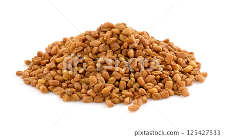 Fenugreek Seeds, Methi Dana Macro Shot on a White 125427533