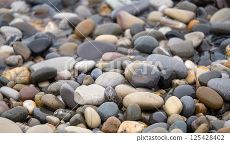 Sea stones 125428402