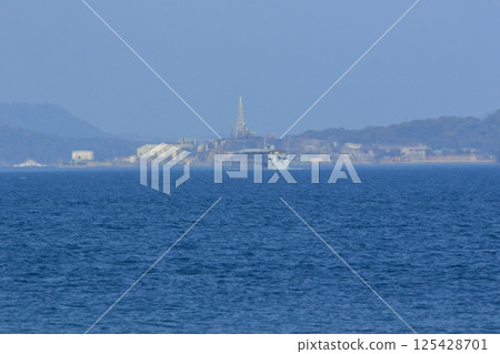 Hiroshima's Gunkanjima and luxury cruise ships as seen from Oshiba Island 125428701