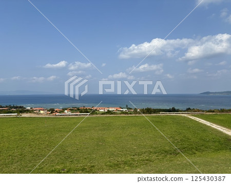 石牆風景與海景 125430387