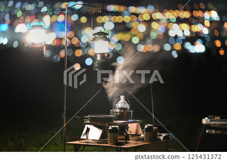 The street lights are beautiful 125431372