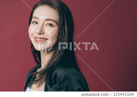 Cool beauty woman 125433194