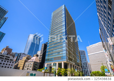 日本東京城市景觀：邁向新時代......虎之門站、虎之門之丘站、霞關大廈等景觀。 125436638