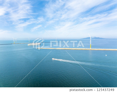Akita offshore wind power generation and a ferry (Akita City, Katagami City, Akita Prefecture) Akita offshore wind power generation and a ferry (Akita City, Katagami City, Akita Prefecture) 125437249