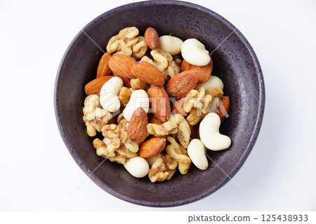 Mixed nuts assortment 125438933