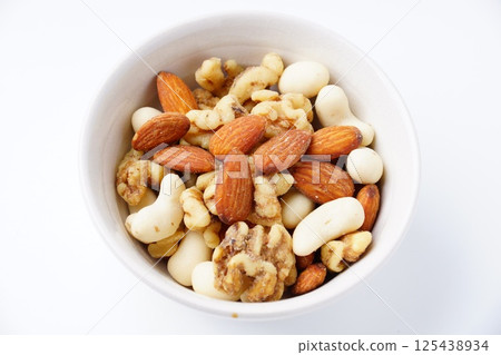 Mixed nuts assortment 125438934
