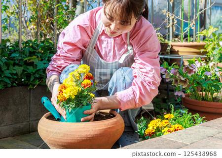 女人種花園藝 125438968