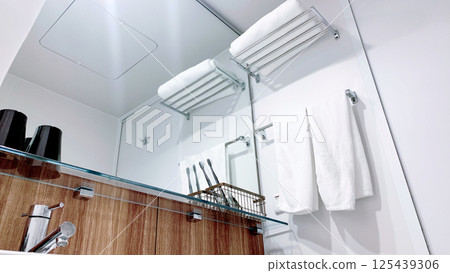 乾淨的飯店浴室 125439306