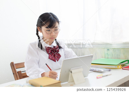 Online classes 125439926