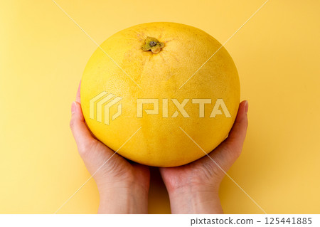 半佩玉柑橘 125441885