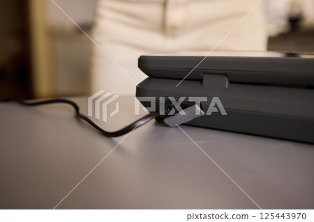 Plugging In a Device for Setup or Use Effectively to Maximize Performance and Convenience Plugging In a Device for Setup or Use Effectively to Maximize Performance and Convenience 125443970