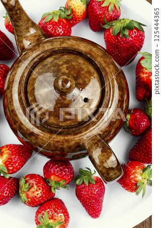 Summer strawberry tea. 125444365