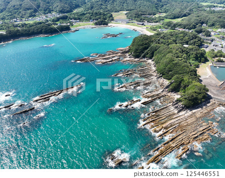 高知縣土佐清水市龍串海岸的風景 高知縣土佐清水市龍串海岸的風景 125446551