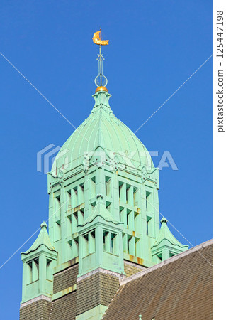 Amsterdam Stock Exchange Tower 125447198