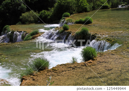 Cascades waterfalls 125449944
