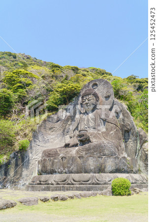 [千葉縣]鋸山：日本寺廟與大佛廣場 125452473