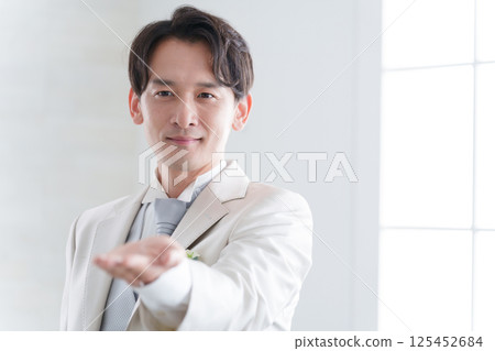 婚禮·新郎 125452684