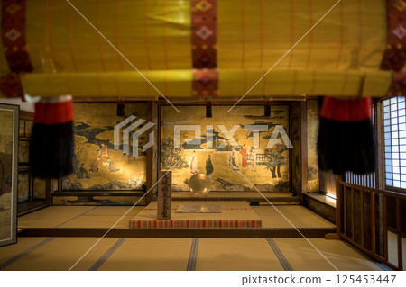 Yoshimizu Shrine, Emperor Godaigo's Throne, Mount Yoshino, Nara Prefecture Yoshimizu Shrine, Emperor Godaigo's Throne, Mount Yoshino, Nara Prefecture 125453447