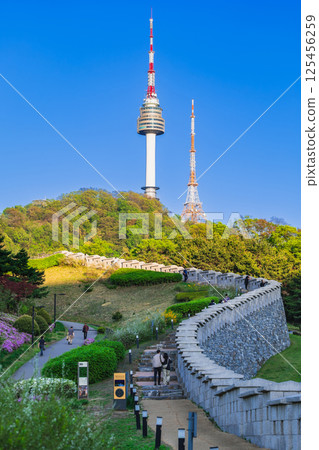 Seoul: N Seoul Tower (Namsan Tower) in the evening glow 125456259