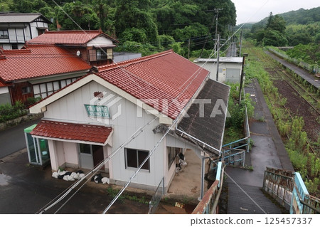 Yunotoge Station building 125457337