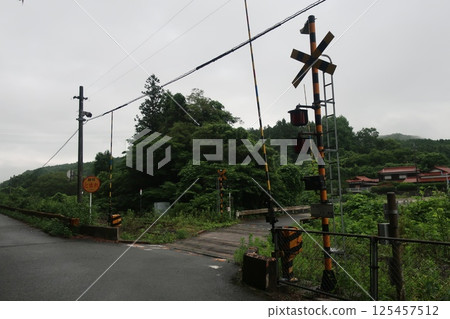 高架鐵路鐵路平交道 125457512