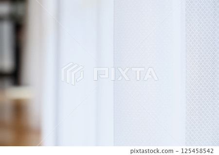 有窗簾的風景 125458542