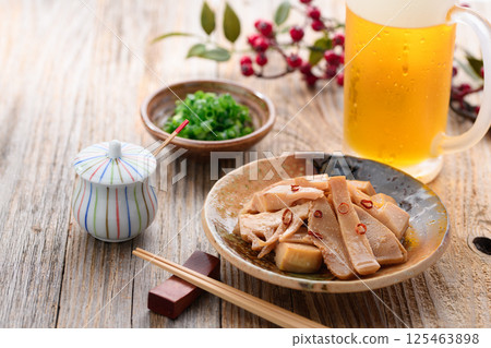 用竹筍製作的自製面麻 用竹筍製作的自製面麻 125463898