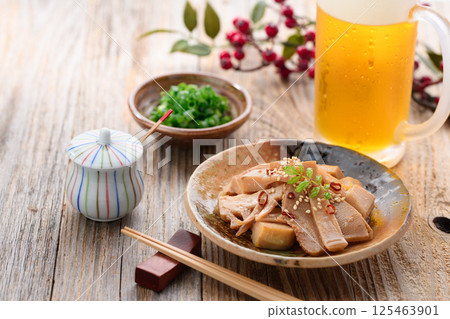 用竹筍製作的自製面麻 用竹筍製作的自製面麻 125463901