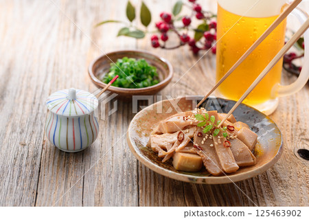 用竹筍製作的自製面麻 125463902
