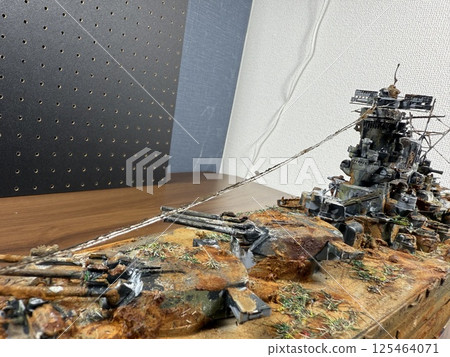 Plastic model of the Japanese battleship Musashi Plastic model of the Japanese battleship Musashi 125464071