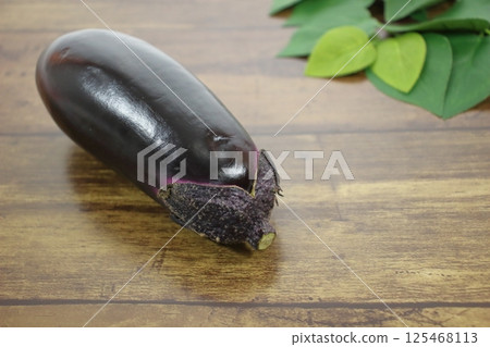 綠葉茄子 綠葉茄子 125468113