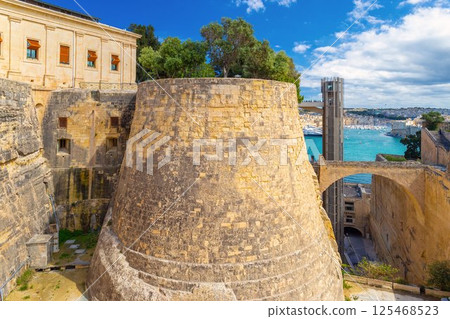 Fortified walls of Valletta and the upper Barrakka lift, Malta 125468523