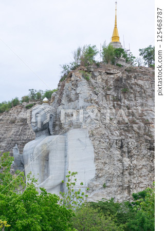 Wat Khao Tham Thiam temple U Thong, Suphanburi 125468787